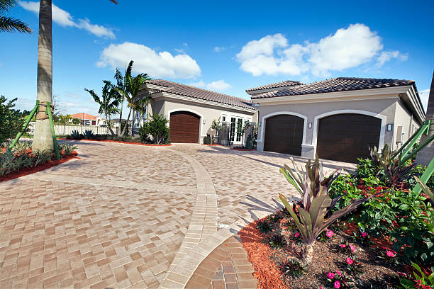Best Local Driveway Pavers  in Cross Roads, TX
